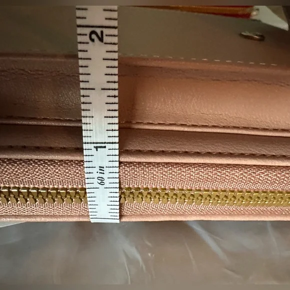 Selena The Label crossbody bag pink phone pocket money/change credit card pocket - Picture 9 of 16